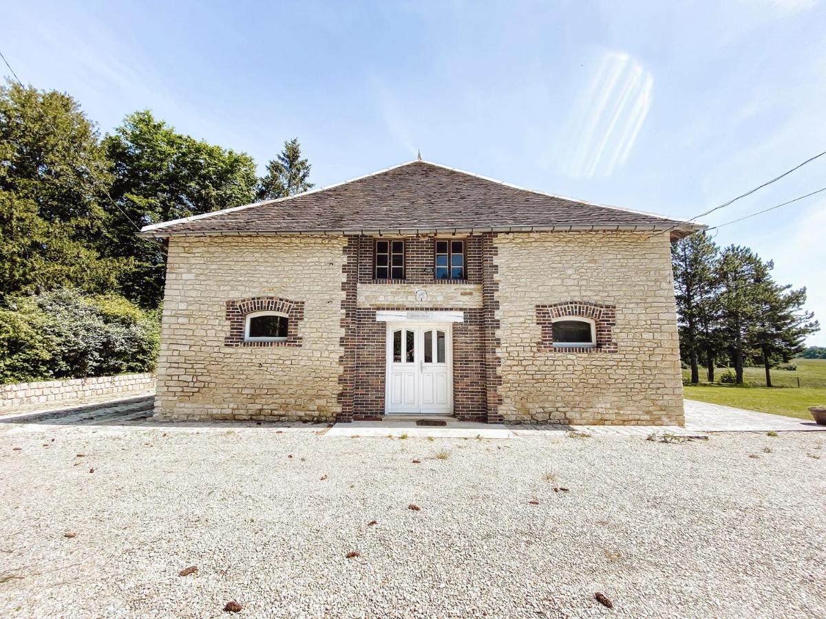 Le Val Suzenay Pensionat Vendeuvre-sur-Barse Exteriör bild