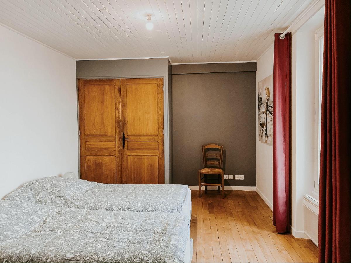 Le Val Suzenay Pensionat Vendeuvre-sur-Barse Exteriör bild